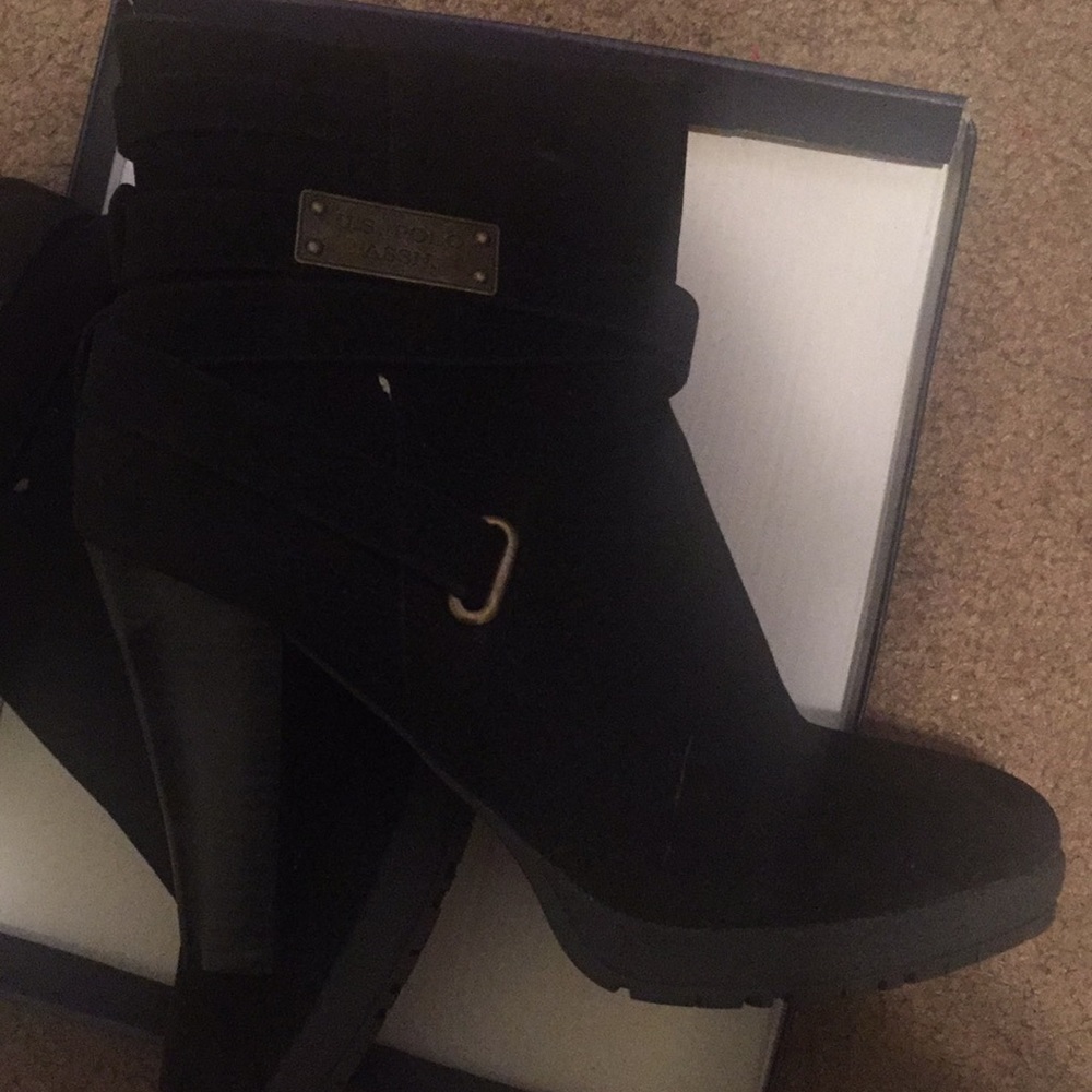 Polo heels